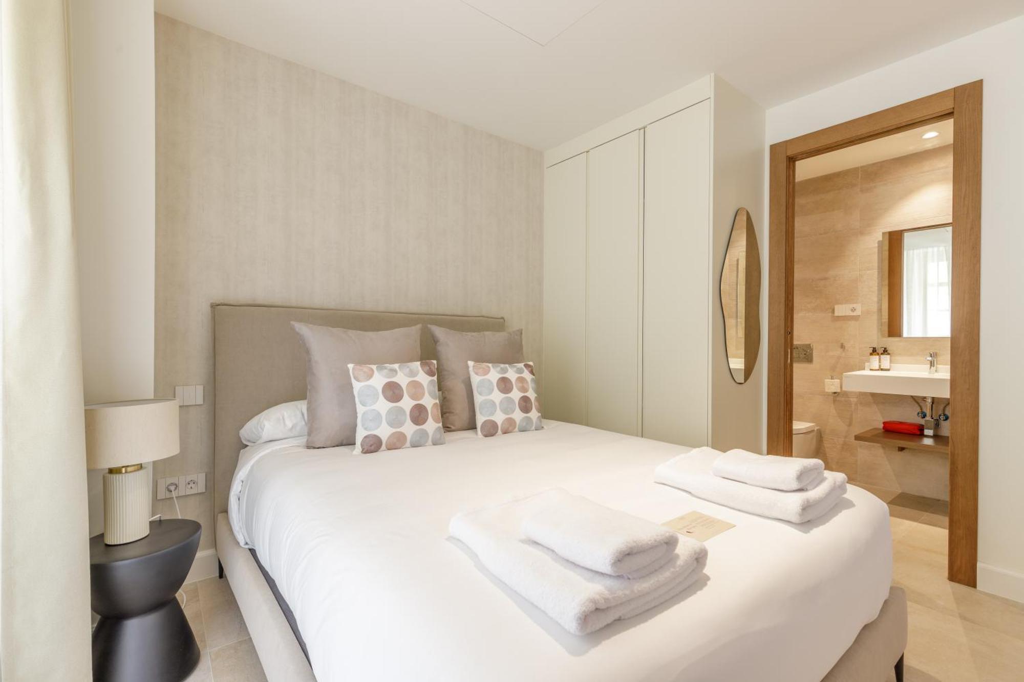 Plaza Del Siglo Suites & Boutique Apartments By Caleta Homes マラガ エクステリア 写真